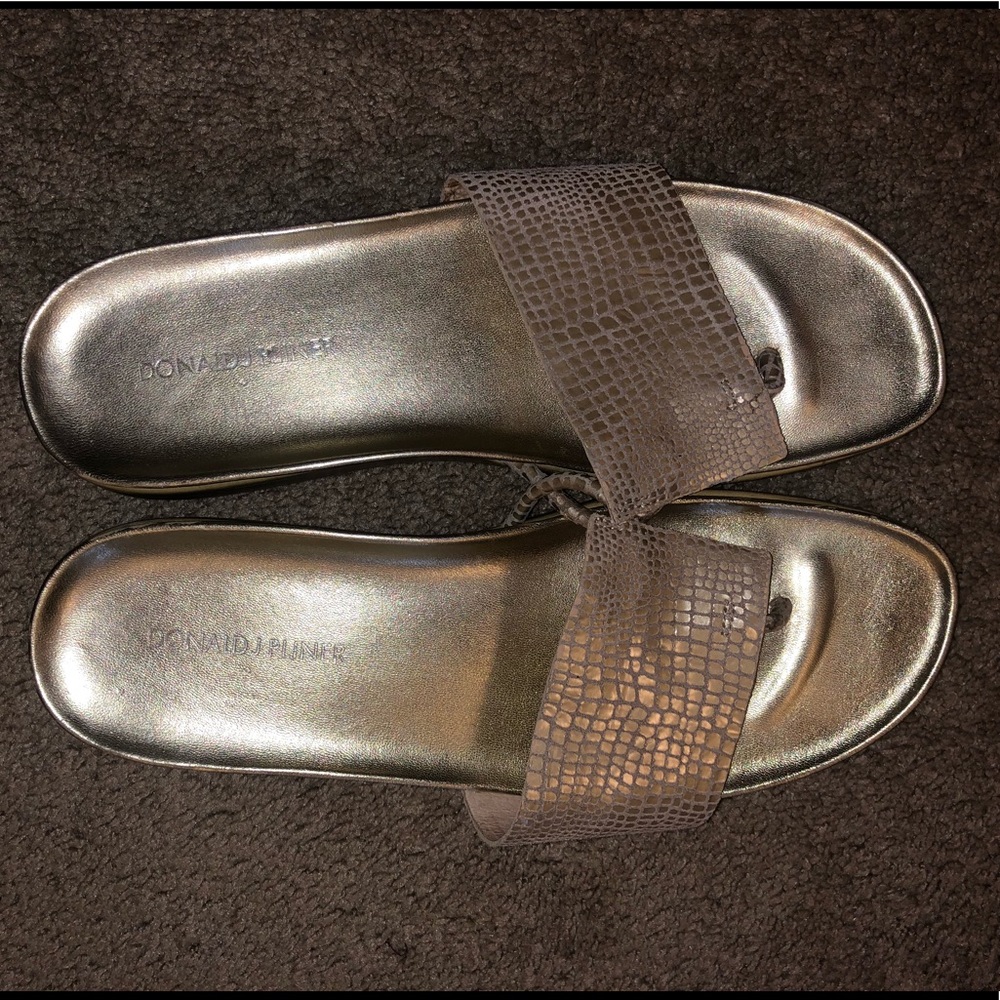 Donald J Pliner Sandals Size 9.5 Great Condition